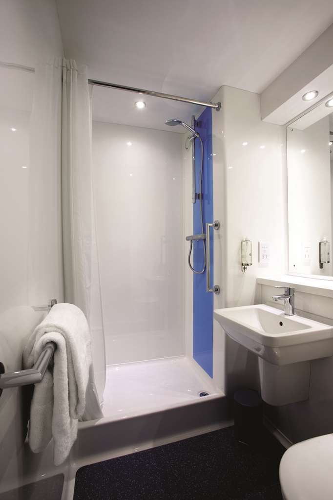 แทรเวลลอดจ์ นิวบิวรี ทอตฮิลล์ Hotel Highclere ห้อง รูปภาพ