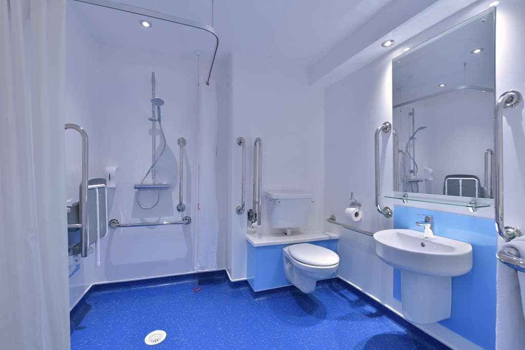 แทรเวลลอดจ์ นิวบิวรี ทอตฮิลล์ Hotel Highclere ห้อง รูปภาพ
