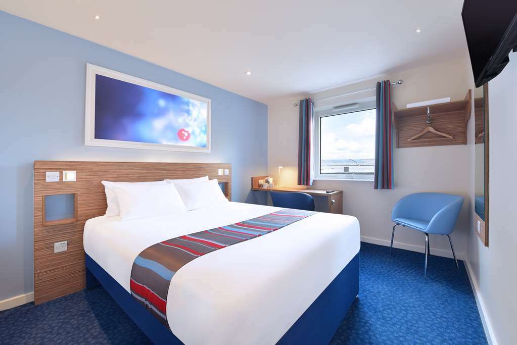 แทรเวลลอดจ์ นิวบิวรี ทอตฮิลล์ Hotel Highclere ห้อง รูปภาพ